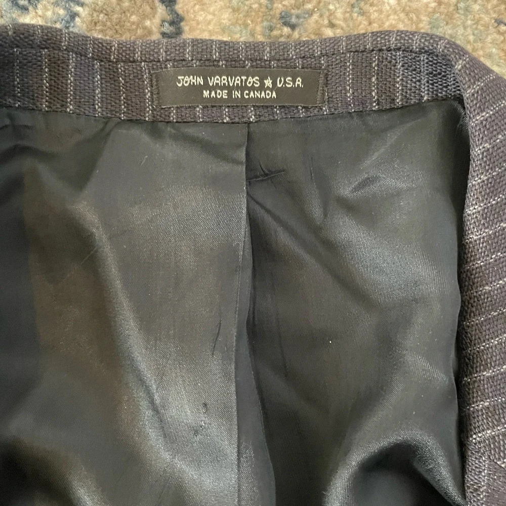John Varvatos Star USA Textured Wool Chalk Stripe Suit Jacket in‎ Charcoal 44 L